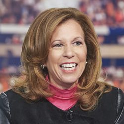 Episode 59- Amy Trask on Negotiating Tactics from an NFL Executive