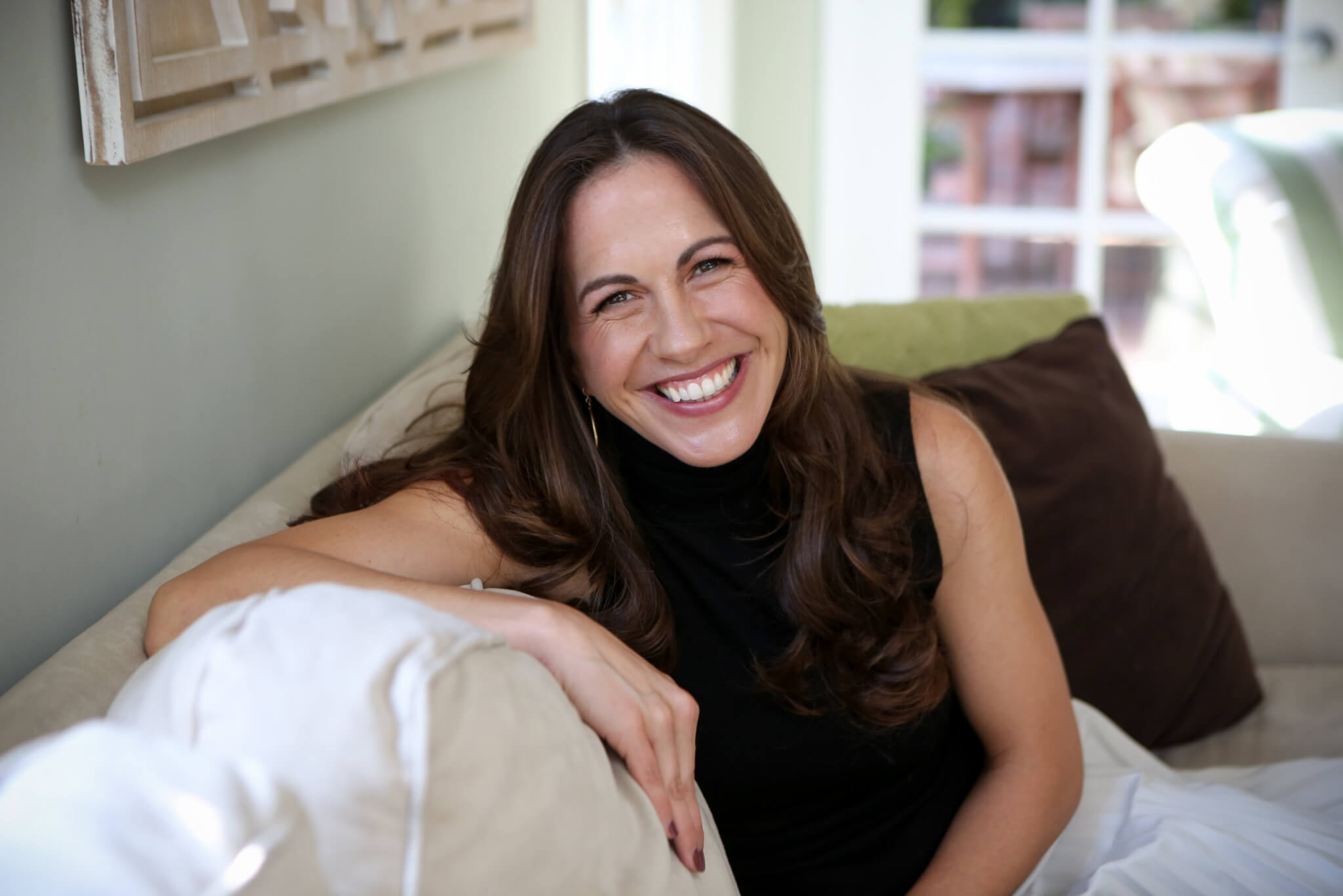 Dr. Cassie Holmes